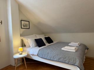 Spectacular Bayview Apt With Big Private Garden - 9