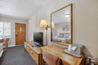 Eagle Motel Suite 106 - 3