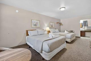 Eagle Motel Suite 110 - 5