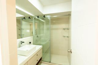 Walk to Larcomar Modern apartment on Av Larco - 1