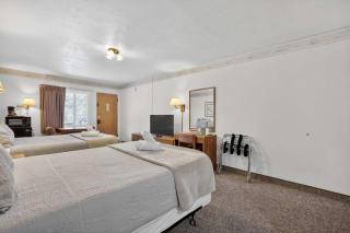 Eagle Motel Suite 112 - 9