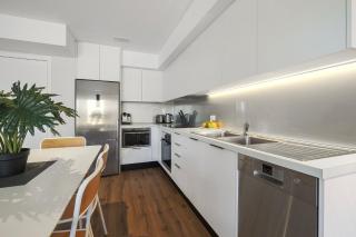 Apt 10 - 2BR Alpine Nook with River Views - 4