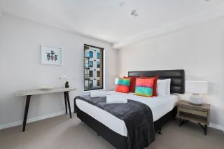Apt 10 - 2BR Alpine Nook with River Views - 2