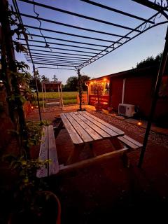 Cozy mediterranean style chalet with private jacuzzi and garden between Amsterdam Haarlem and Schiphol Airport - 7