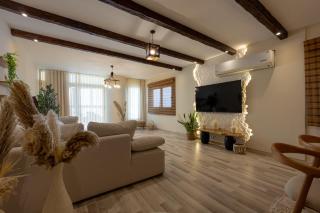 Aura properties - 7
