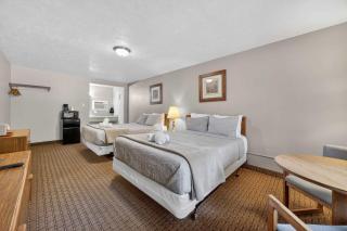 Eagle Motel Suite 121 - 9
