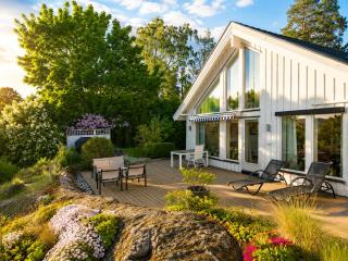 Panoramic Oslofjord Views with Private Beach Hut - 7
