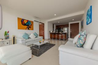 Spectacular Ocean View · Direct Beach Access - 7