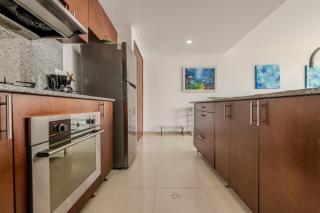 Spectacular Ocean View · Direct Beach Access - 1