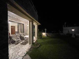 Heritage Cottage Kashmir Point - 3