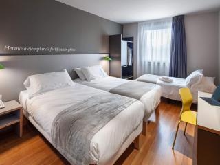 ibis Styles Pamplona Noain - 1