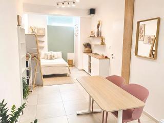 Luna Serene - Gym Rooms - 9