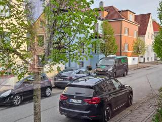 Modern 3BR Near Centre Free Parking - 2