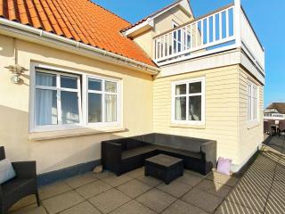 6 person holiday home in Ringkøbing - 6