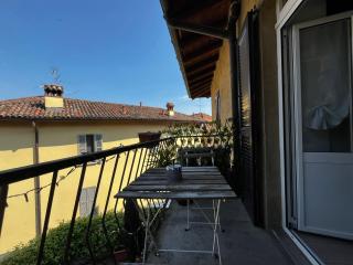 Sweet Little House - 1