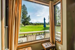 Lakeview Meadow Retreat - 8