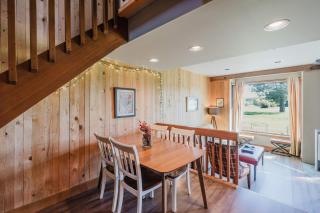 Lakeview Meadow Retreat - 1