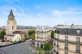 Vue extraordinaire with A-C - Rue de Rennes - 1