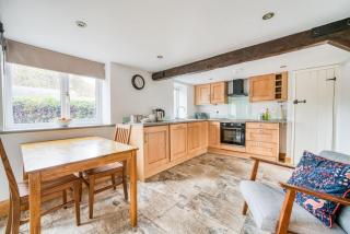 Beautiful Cottage in New Forest with Wood Burner - 5