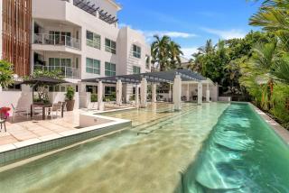 Oceanview on 201 - A Top Floor City-resort Studio - 8