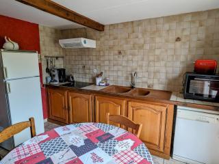 Gîte champêtre avec pêche, animaux admis - FR-1-585-6 - 2