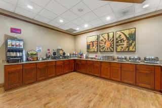 Best Western Plus Wooster Hotel & Conference Center - 8