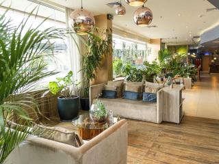 ibis Styles Curitiba Aeroporto - 9
