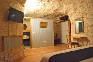 Dug Out B&B - Coober Pedy - 3