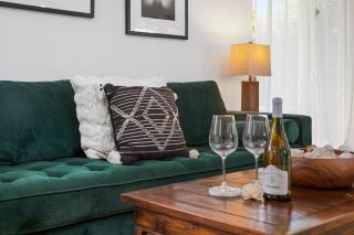 KBM Resorts FREE CAR International Colony Club 2-Bedroom Cottage True Essence of Hawaii ICC-11 - 4