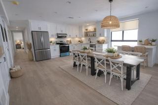 Luxury Queen Suite With Private Bathroom K3-03 Standard Plus - 9