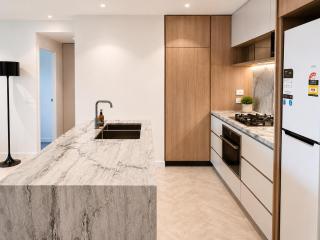 The Skyline Atelier | City & River Views - 7