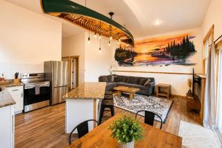 Updated! Spider Lake Loft l Modern l 10mi to TC - 0