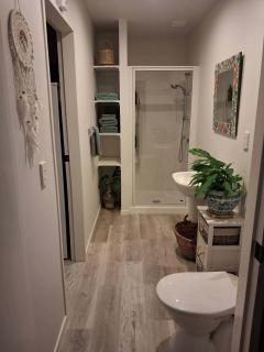 Private Studio providing a comfortable space - 8