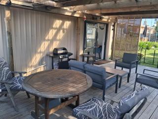 Private Studio providing a comfortable space - 2