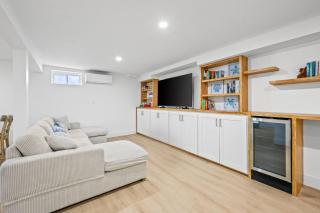 Coastal Retreat with pool and walk to beach - 9