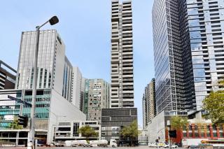 Elevated 2-Bed Stay Steps from Crown - 5