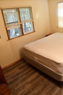 Private Beach Access -Cottage 11 - 4