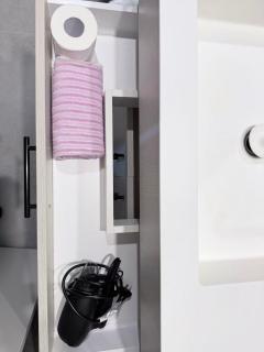 Modern M City Resort Suite 2BR w Balcony Parking M2808 - 5