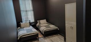 The lane bar and boutique apartments - 4