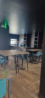 The lane bar and boutique apartments - 7