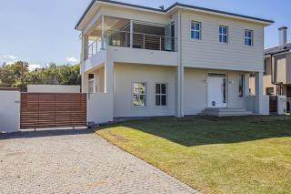 Salt & Sea Family Home Ocean View - 4