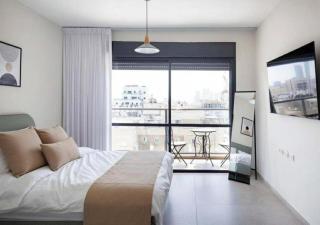 Beachside 3BR l Huge Patio l Mamad - 8