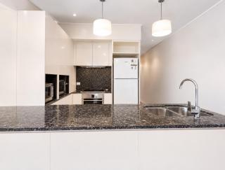 Evolution Apartments Brisbane - 3