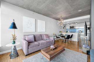 Water Views, 40th Floor Sub-Penthouse! Entire Condo in the heart of Vancouver City Centre - 4