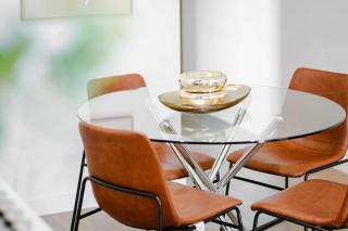 St Kilda 2BR with Free car park and Easy tram access - 8