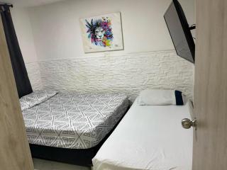 Hostal CAMPOAMOR - 6