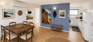 Raglan art house - 5