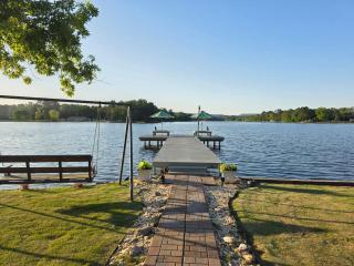 Happy Dock Hideaway - 0
