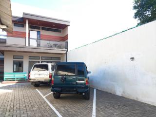 Urbanview Semeru Guesthouse near Stasiun Blitar - 5