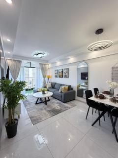 Chic Oasis with Westlands Skyline Views-GTC&Sarit - 0